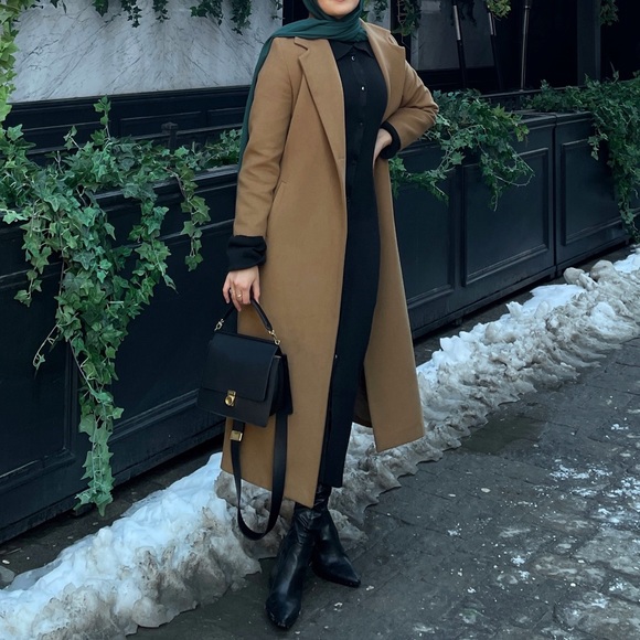 ❌SOLD❌Knit black button down midi dress - Picture 5 of 6